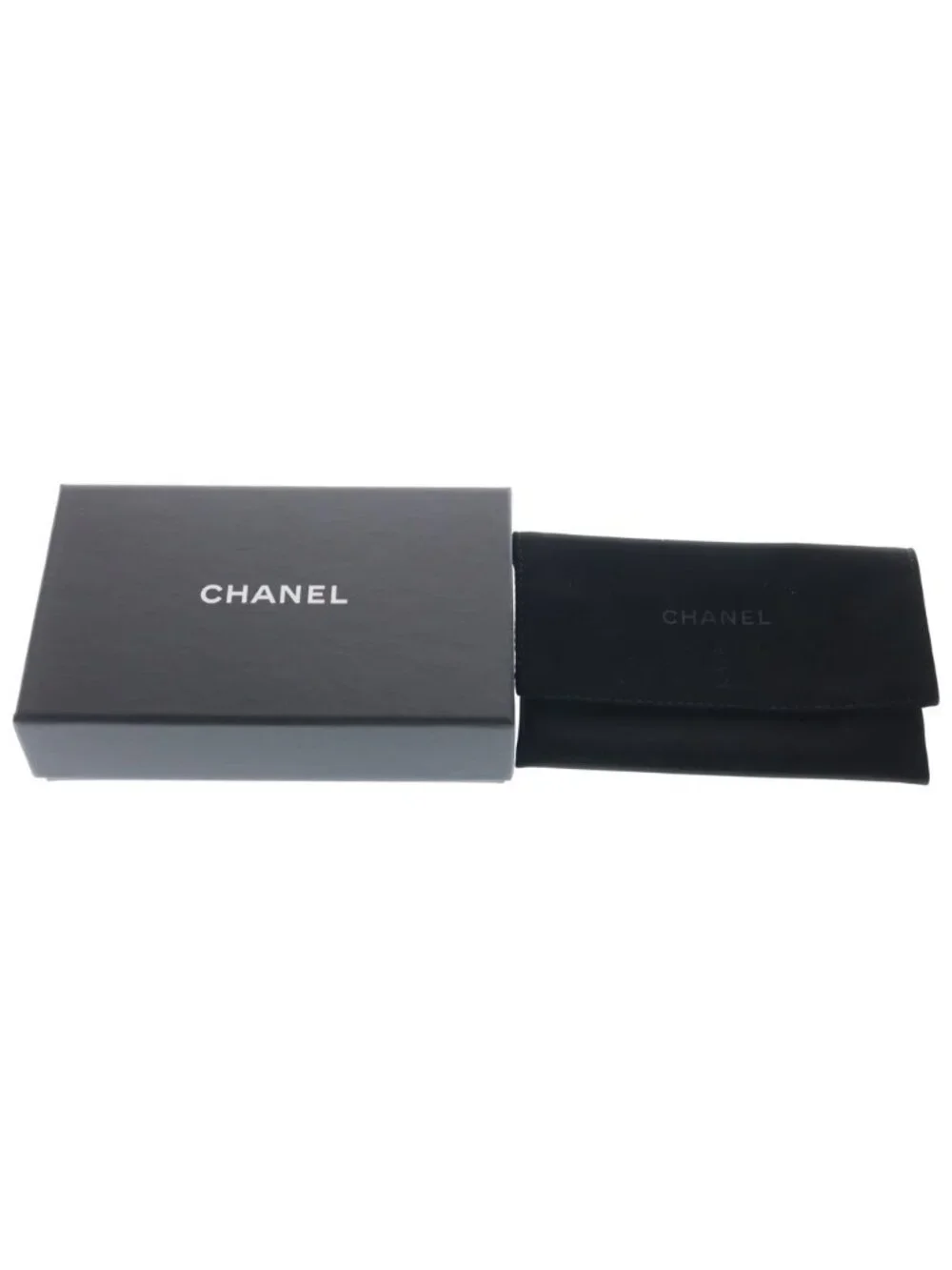 Chanel Quilted Classic Zip Coin Case Mini Wallet Beige Caviar Leather Silver